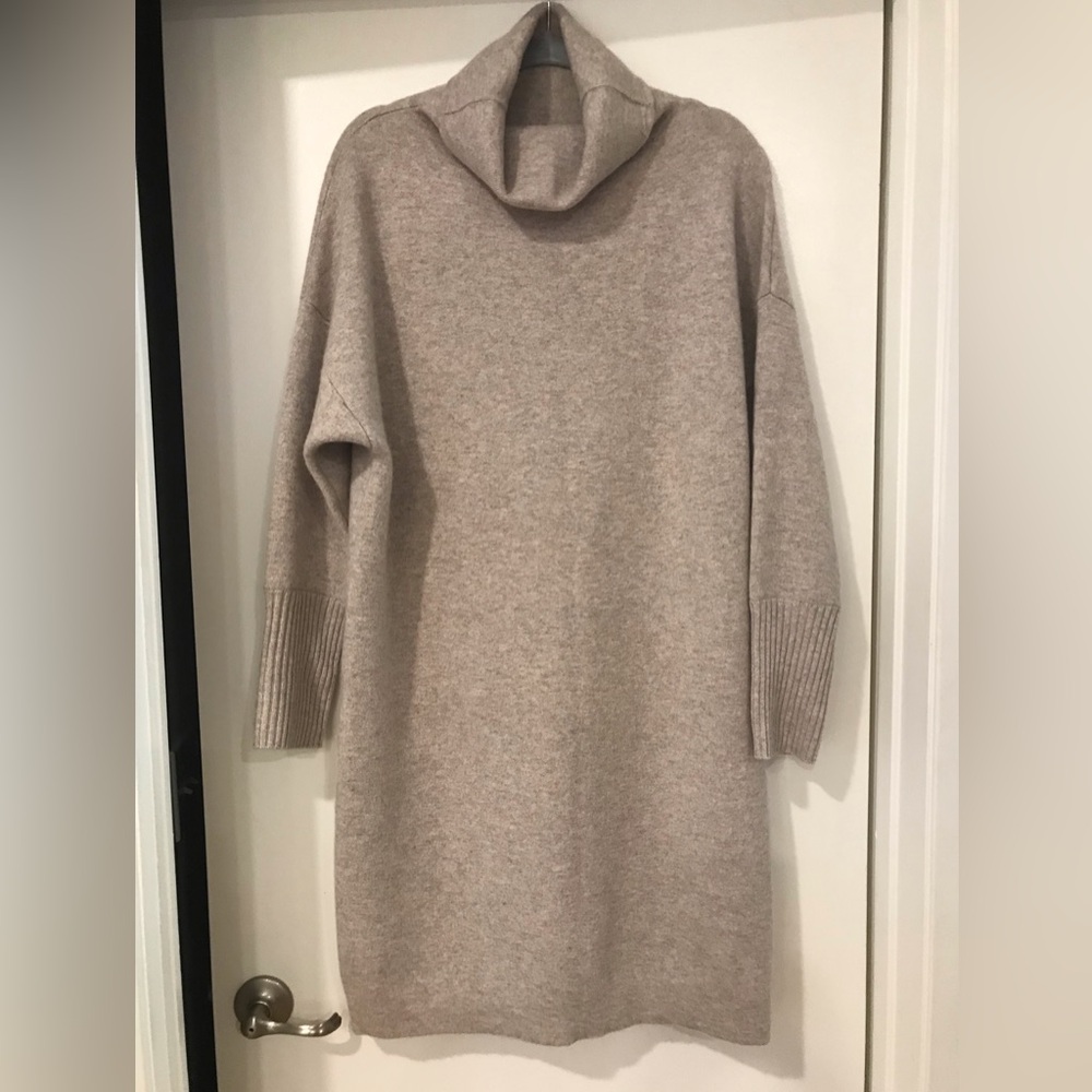 NEW!NORDSTROM SIGNATURE Long Sleeve 95% Cashmere Sweater Dress Tan SZ L - Picture 13 of 14